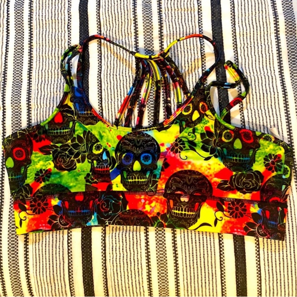CVG BRA (old style) Tie Dye Skulls XL